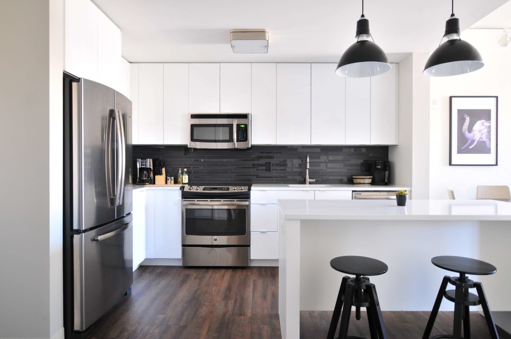 white kitchen after Cabinet painting in summerville