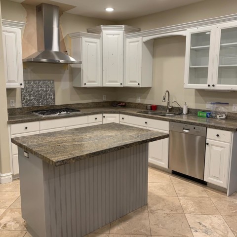 N-Hance Huntsman cabinet painting makes the kitchen in kaysville, ut more modern.