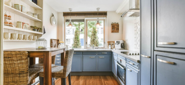 blue glossy kitchen cabinets