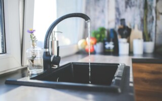 refinishing kitchen cabinets in wellington